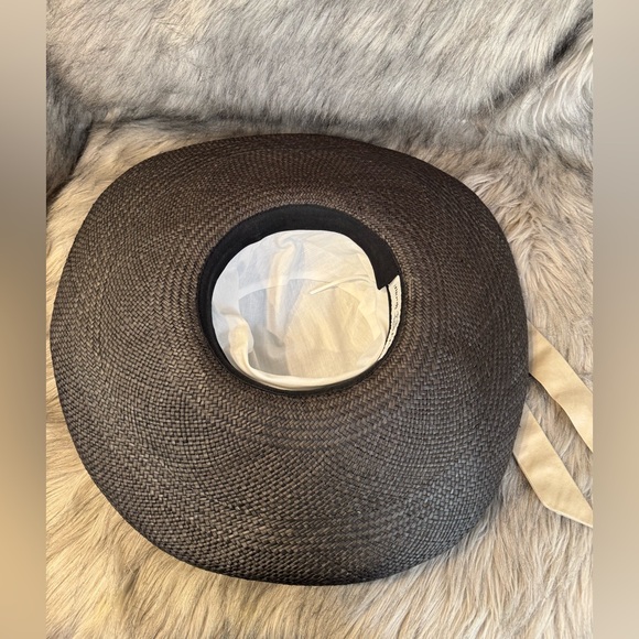 Christine A. Moore Sophisticated Black and Gray Women\'s Hat